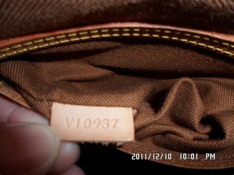 check Louis Vuitton serial number